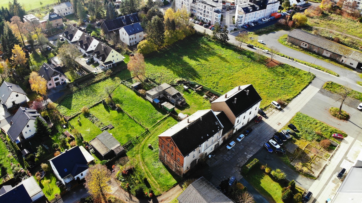 Vogtland-Immobilien-Projekte-nieuwbouw-renovatie-vastgoed-investeren-Duitsland-Neundorf